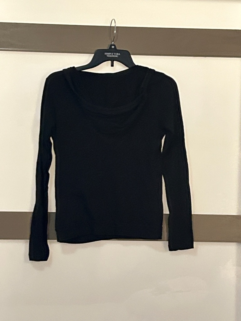 Old Navy Black Long Sleeve Hooded Women's Top - V-Neck Pullover - Picture 3 of 4